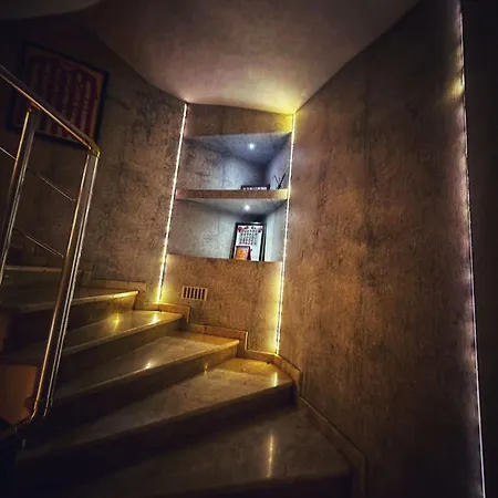 Altunhan Hotel *