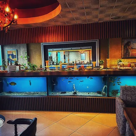 Altunhan Hotel *